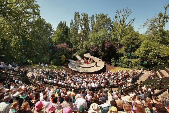 Crowds+Enjoy+Matinee+Performance+Regents+Park+H6S5Wp4RD3Wl